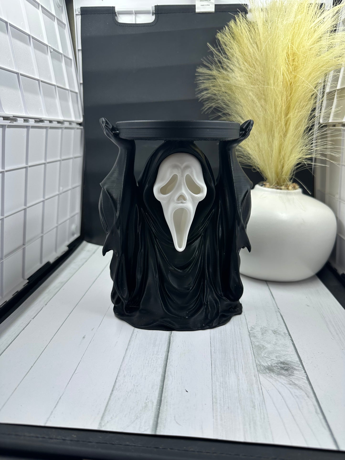 Ghostface 3 Wick Candle Holder 3D Print - Random Color -Mc