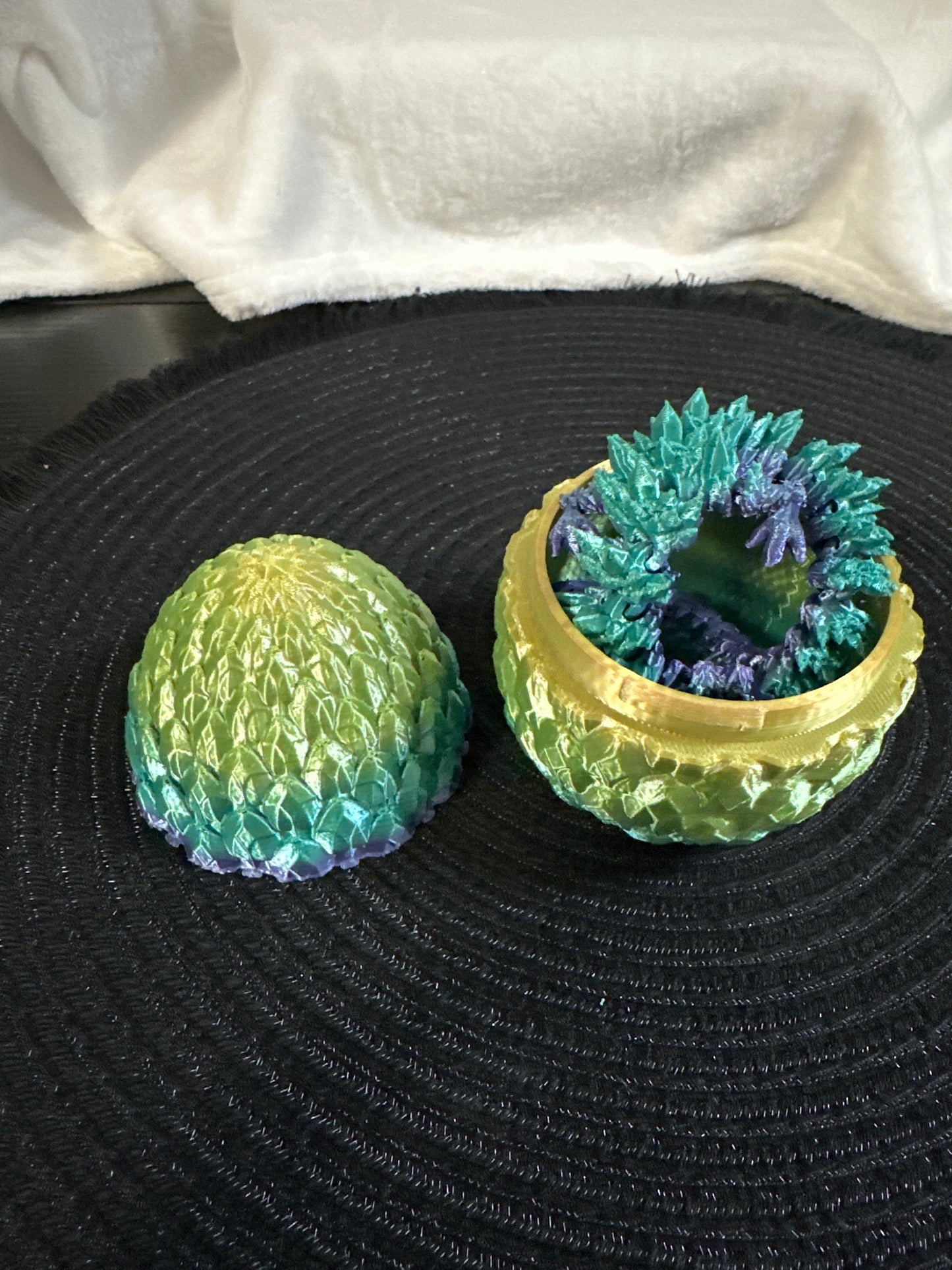 Egg With Matching Crystal Dragon 3D Print - Random Color