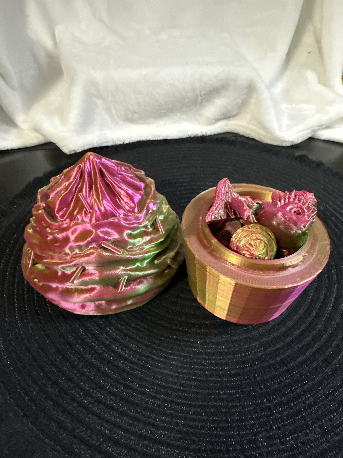 Large Cupcake And Matching Cupcake Dragon 3D Print - Random Color