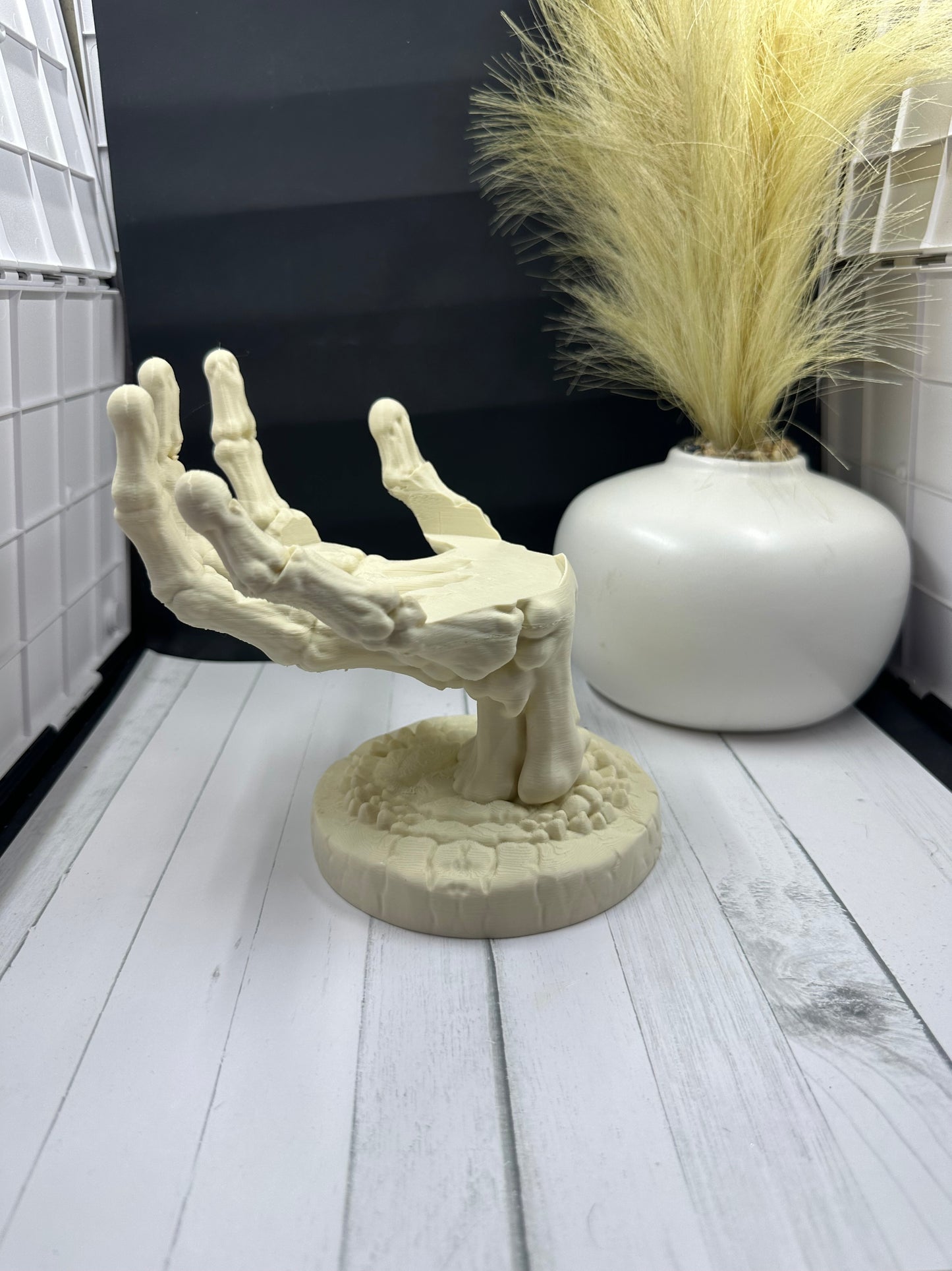 Skellie Hand 3 Wick Candle Holder 3D Print - Random Color -Mc