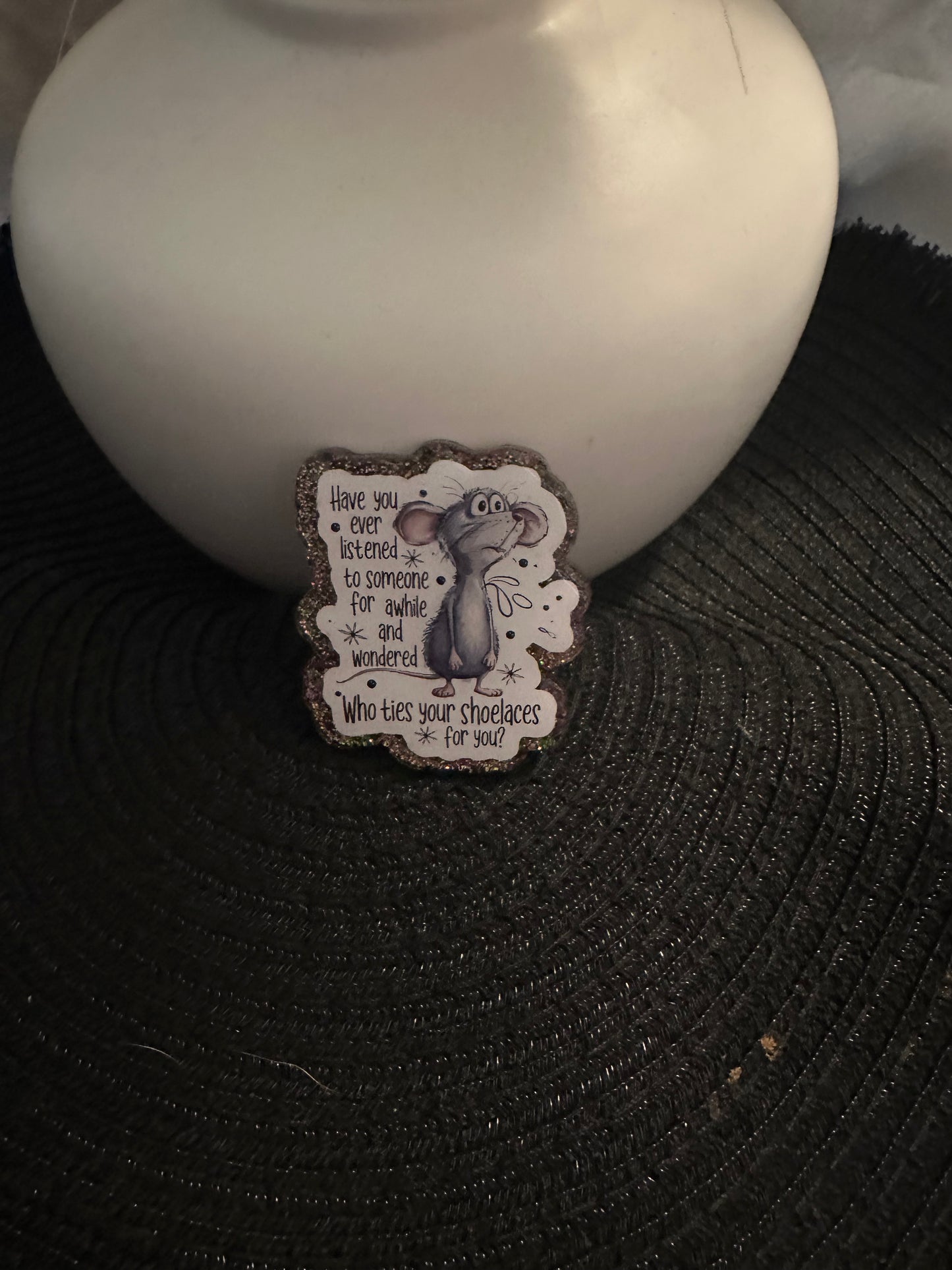 Ties Your Shoelaces Badge Reel / Pop socket Topper