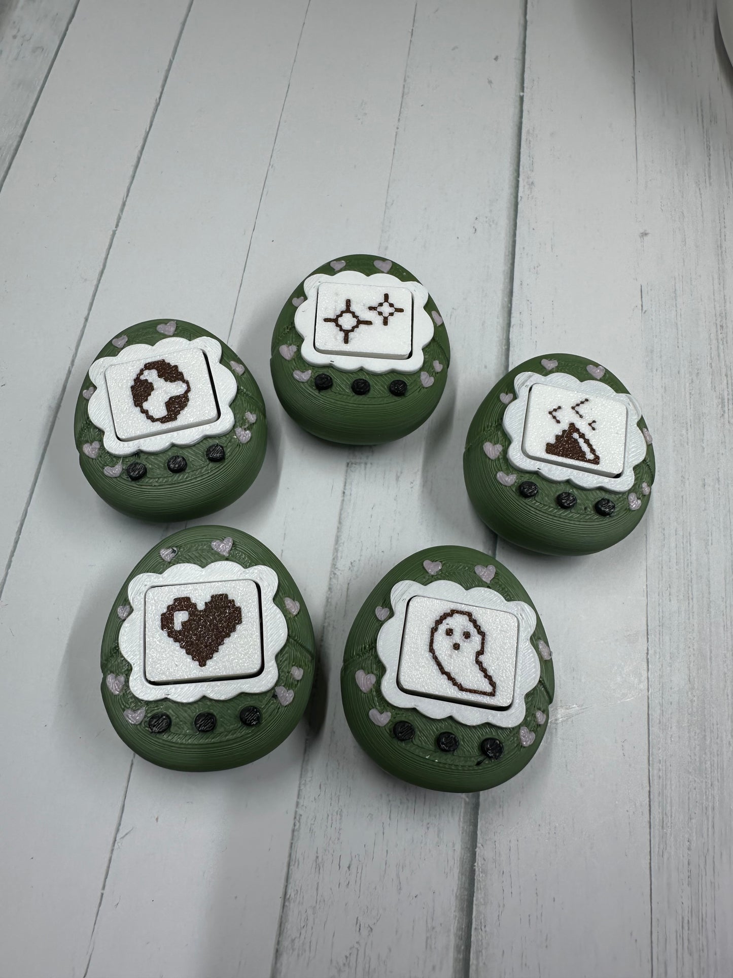 Green Heart V-Pet 3D Printed Clicker - Random Color