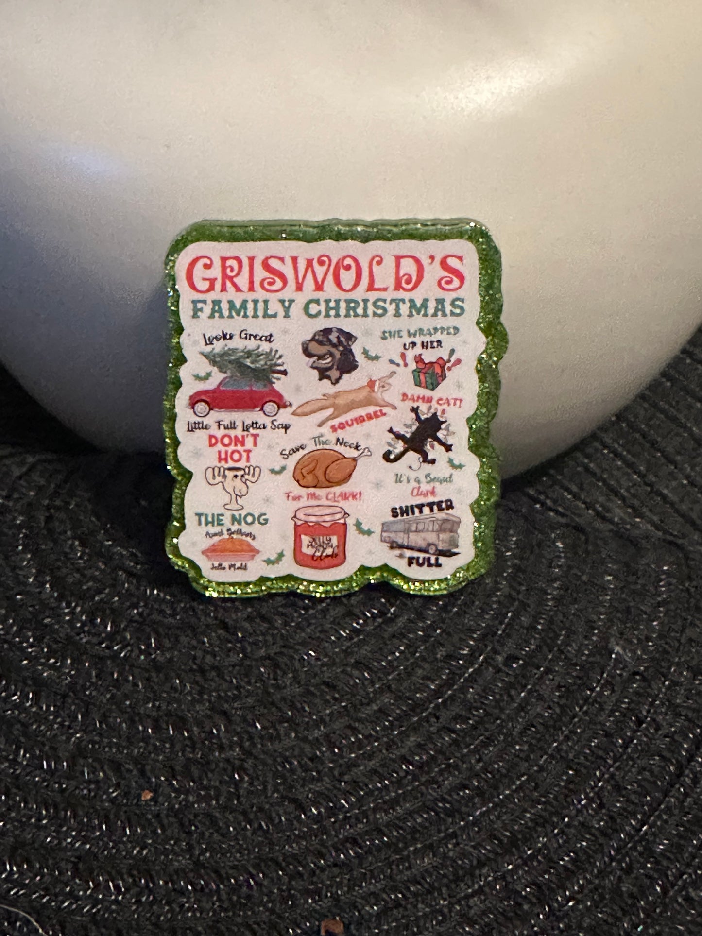 Griswold's Family Christmas Badge Reel / Pop socket Topper