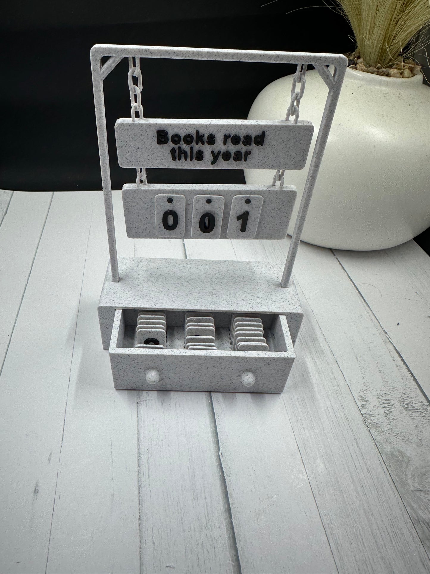 Hanging Book Counter 3D Print - Random Color -Mc