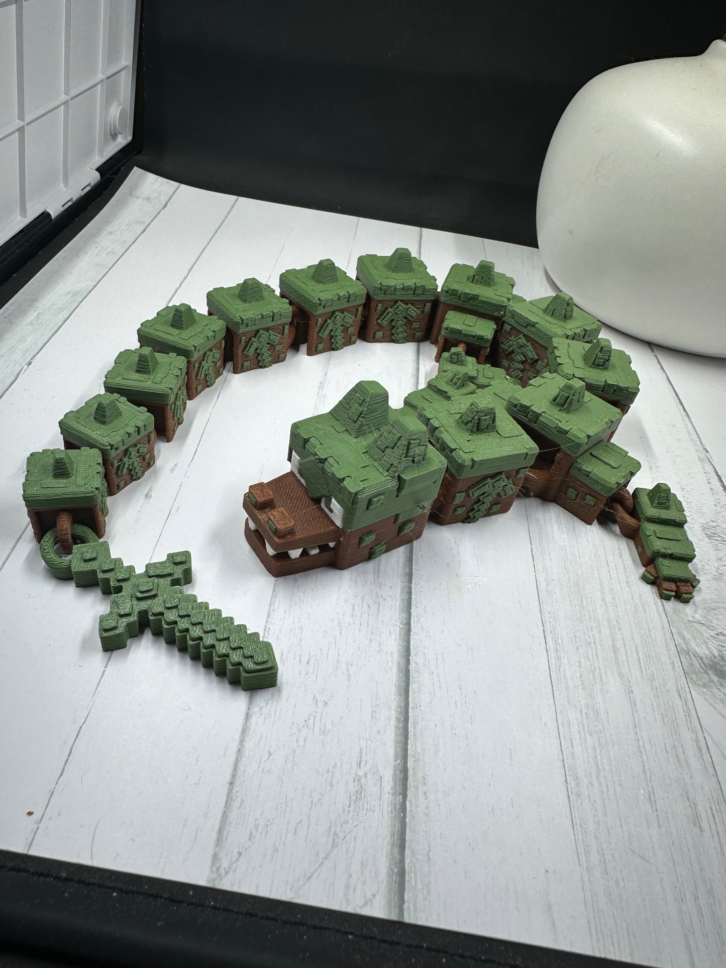 Earth Dragon 3D Print - Random Color -Mc