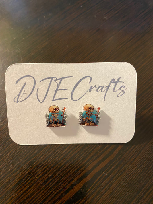 Hiking Skellie Post Back Earrings