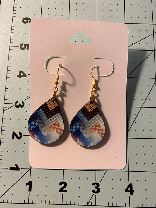 Chevron Pattern Dangle Earrings